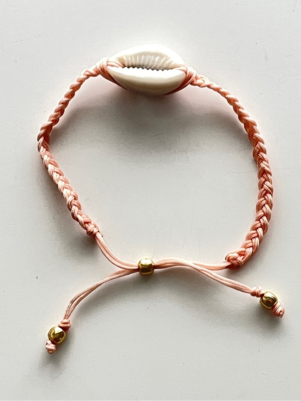 New Urban Outfitters Cowrie Shell Tie Bracelet